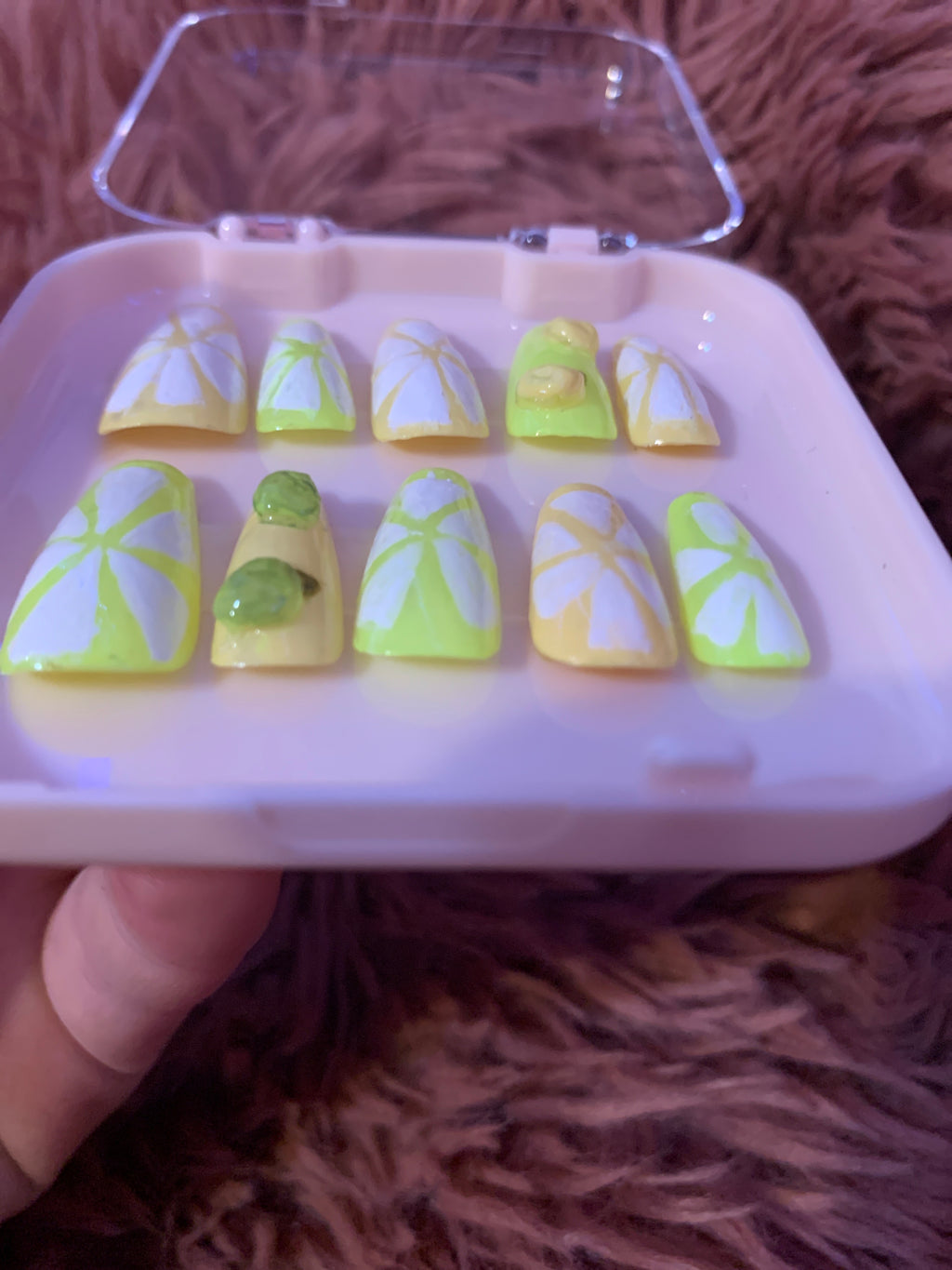 Lemon lime summer press on nails